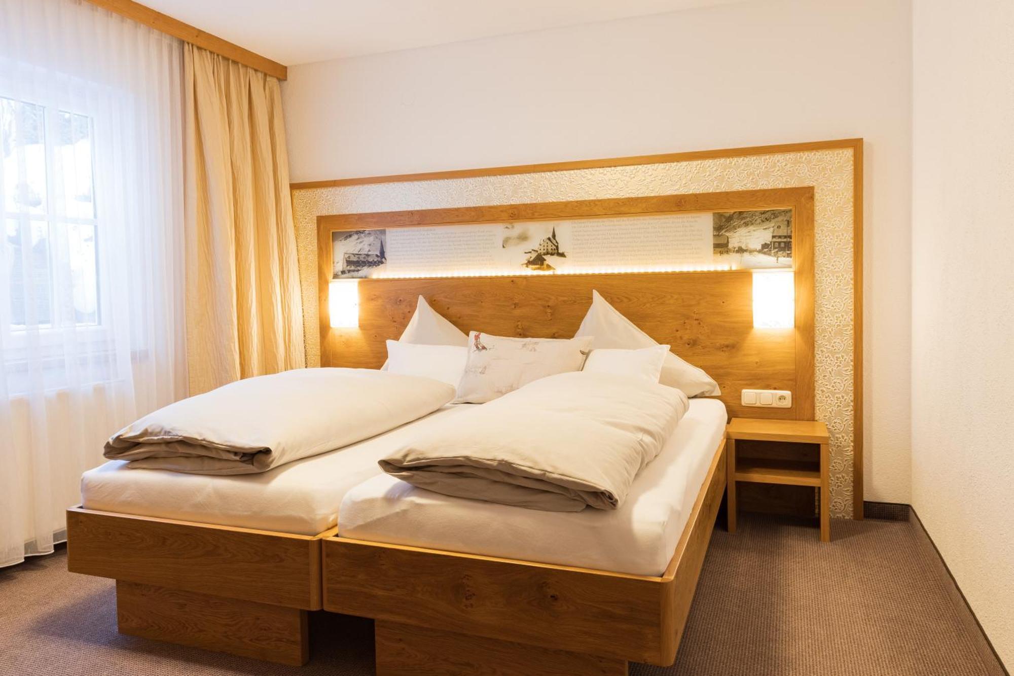Arlen Inkl Premium Karte Im Sommer Hotel Sankt Anton am Arlberg