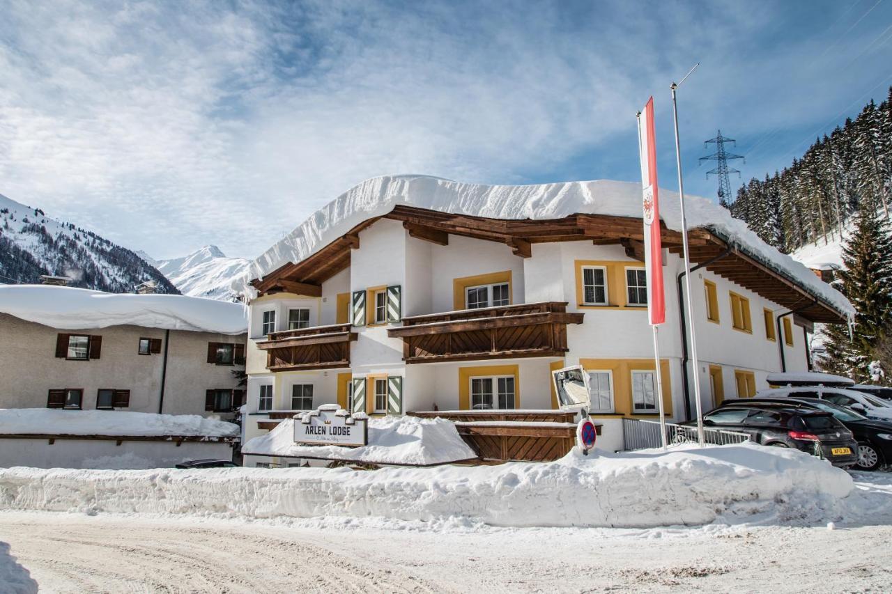 Arlen Inkl Premium Karte Im Sommer Hotel